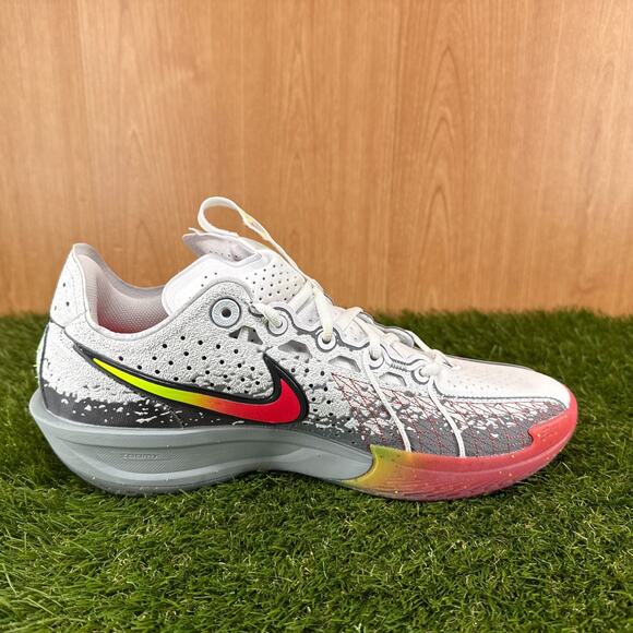 Athletic_Shoes